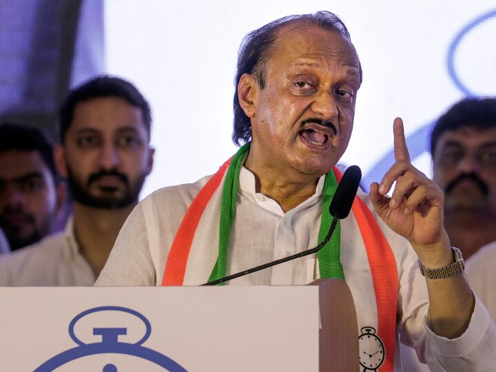 मुस्लिमों को आंख दिखाने वालों की खैर नहीं: अजित पवार का कड़ा संदेश